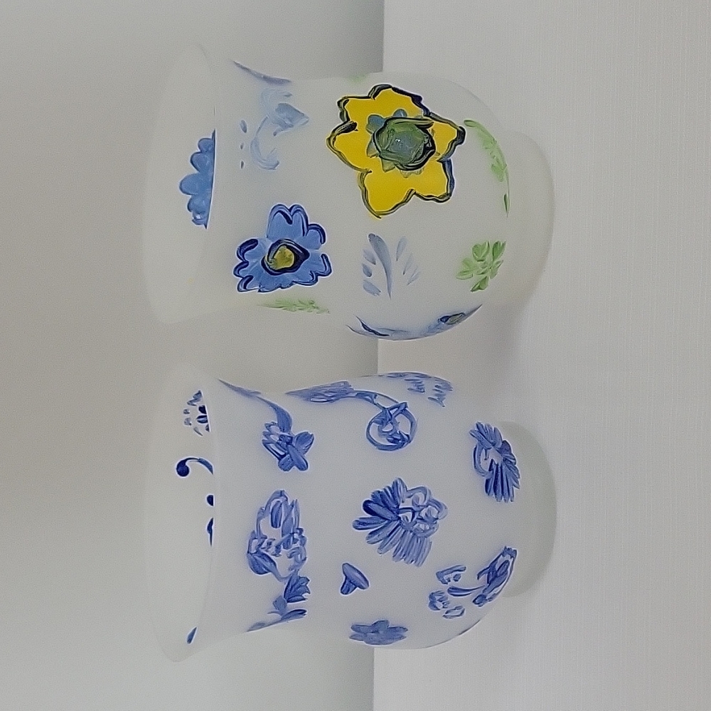 Hallmark hand painted flower Candle holders with Candles and pebbles